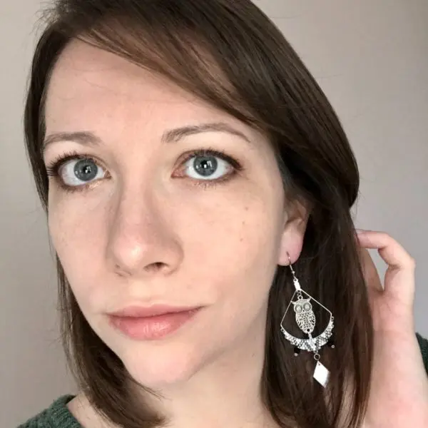 Boucles éventail tissage miyuki et breloque hibou argent et blanc – Image 3